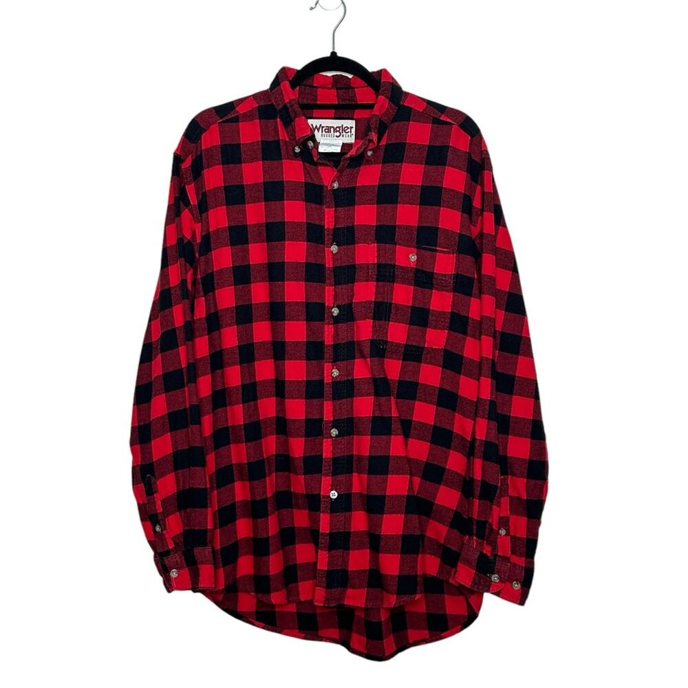 Wrangler red black plaid buttoned long sleeves flannel shirt size large